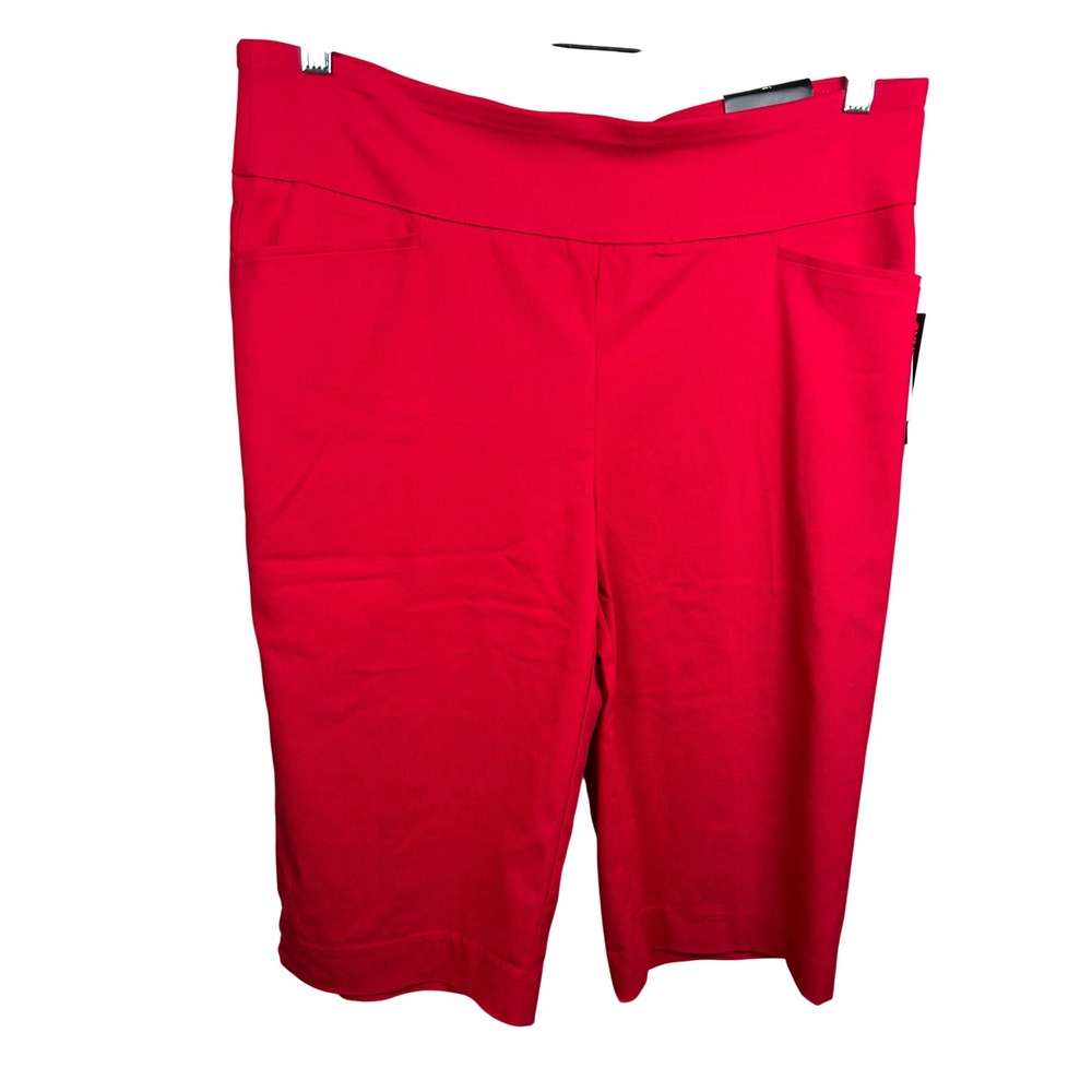 NEW Briggs Shorts Women 14P Red‎ Amore Comfort Waistband Hidden Elastic Bermuda